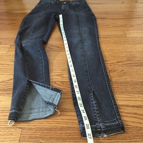 7 For All Mankind The Abby Black High Rise Front Seam Split Raw Hem Skinny Jeans - Picture 11 of 16